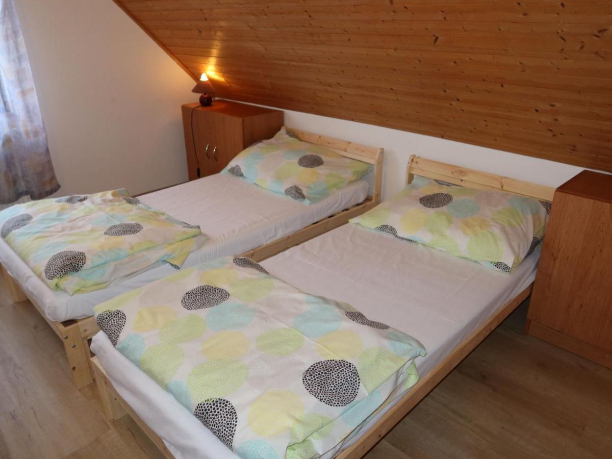 Holiday Home Holiday Hill 39 By Interhome Cista  المظهر الخارجي الصورة